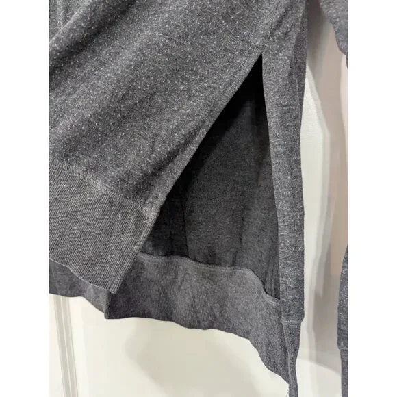 Alo Yoga Glimpse Long Sleeve Top women's gray sweatshirt nubs - Picture 3 of 4